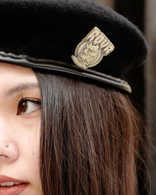 ROVR Beret with Gold Pin