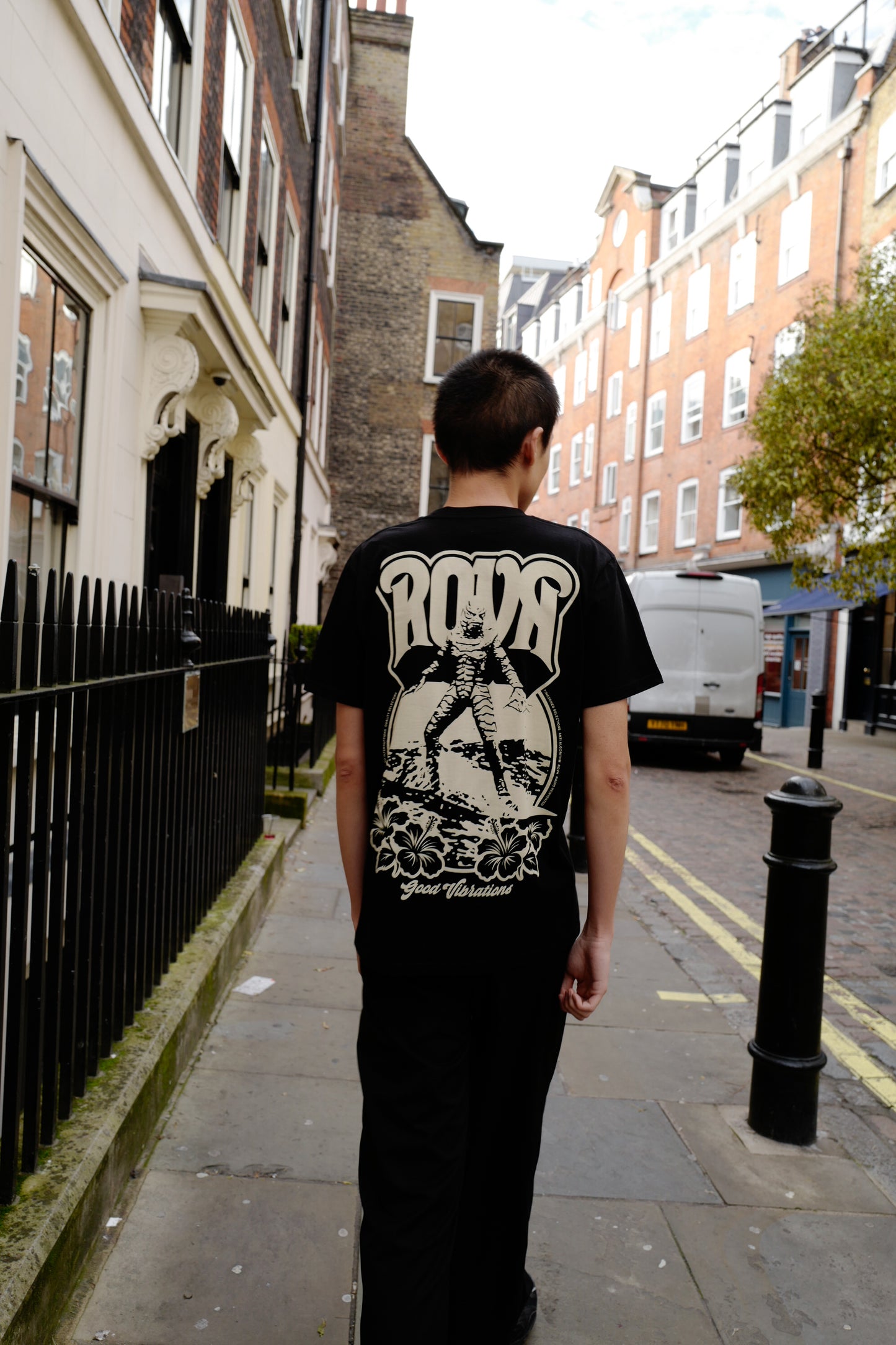 ROVR Surf Pocket Tee